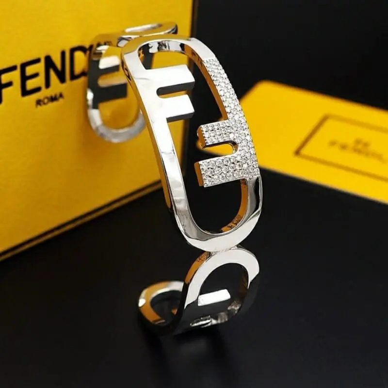 fendi bracelets s_12041504